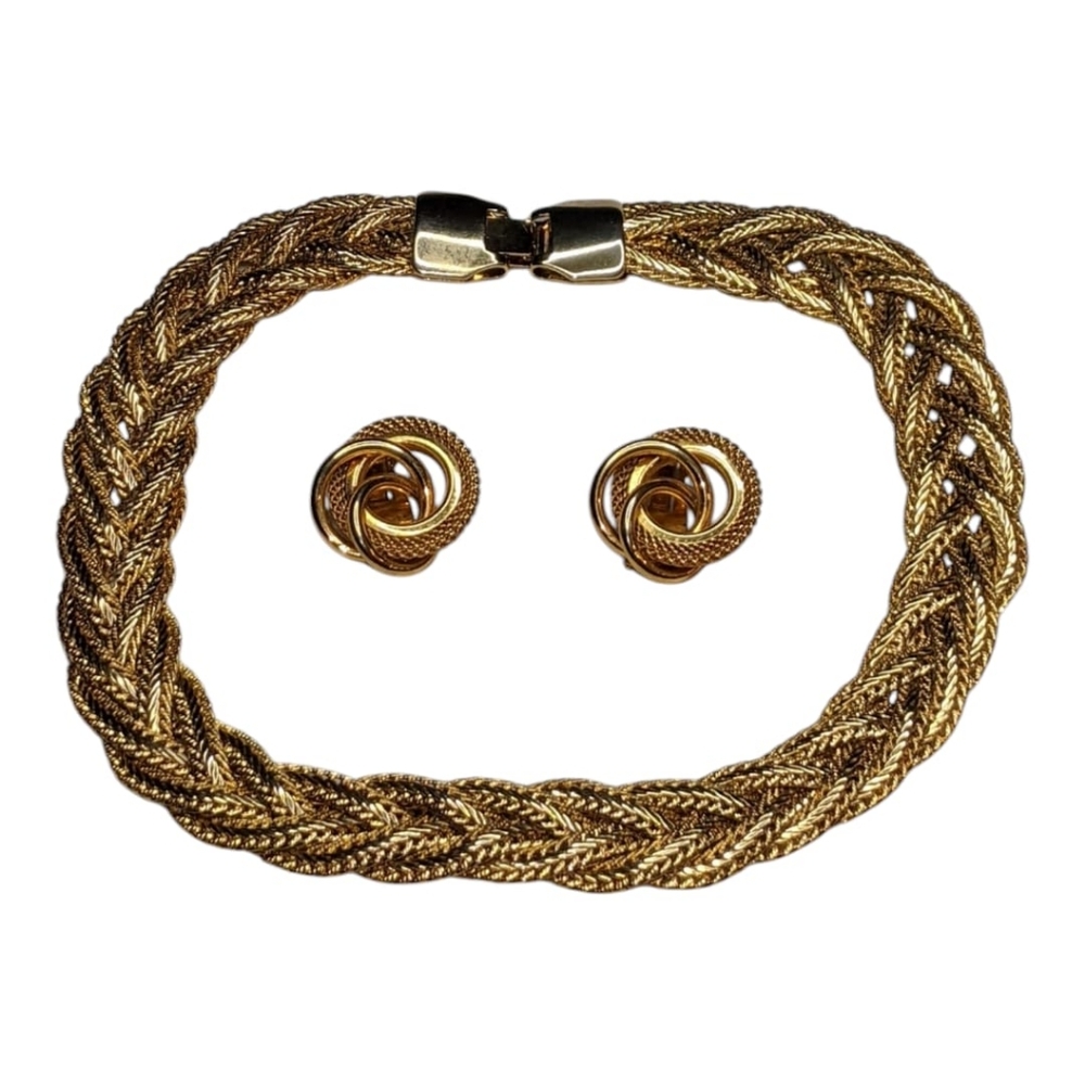 Vintage Jewelry Set Clip On Earrings Snake Style Thick Necklace Choker Gold Tone